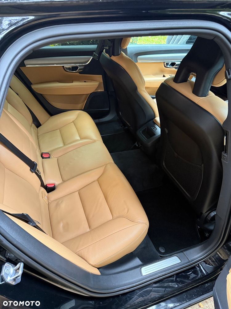 Volvo V90 D4 AWD Momentum - 12