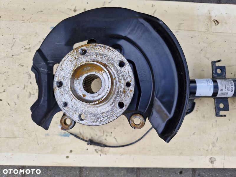 RENAULT KADJAR LIFT 1.3 TCE MCPHERSON AMORTYZATOR ZWROTNICA PRAWY PRZÓD - 2