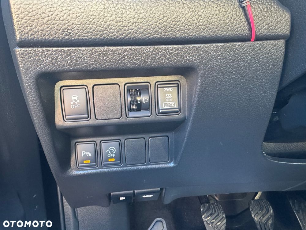 Nissan Qashqai 1.6 dCi 4 x 4 DPF Start/Stop acenta - 12