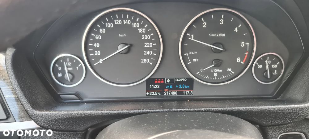 BMW Seria 3 320d - 12