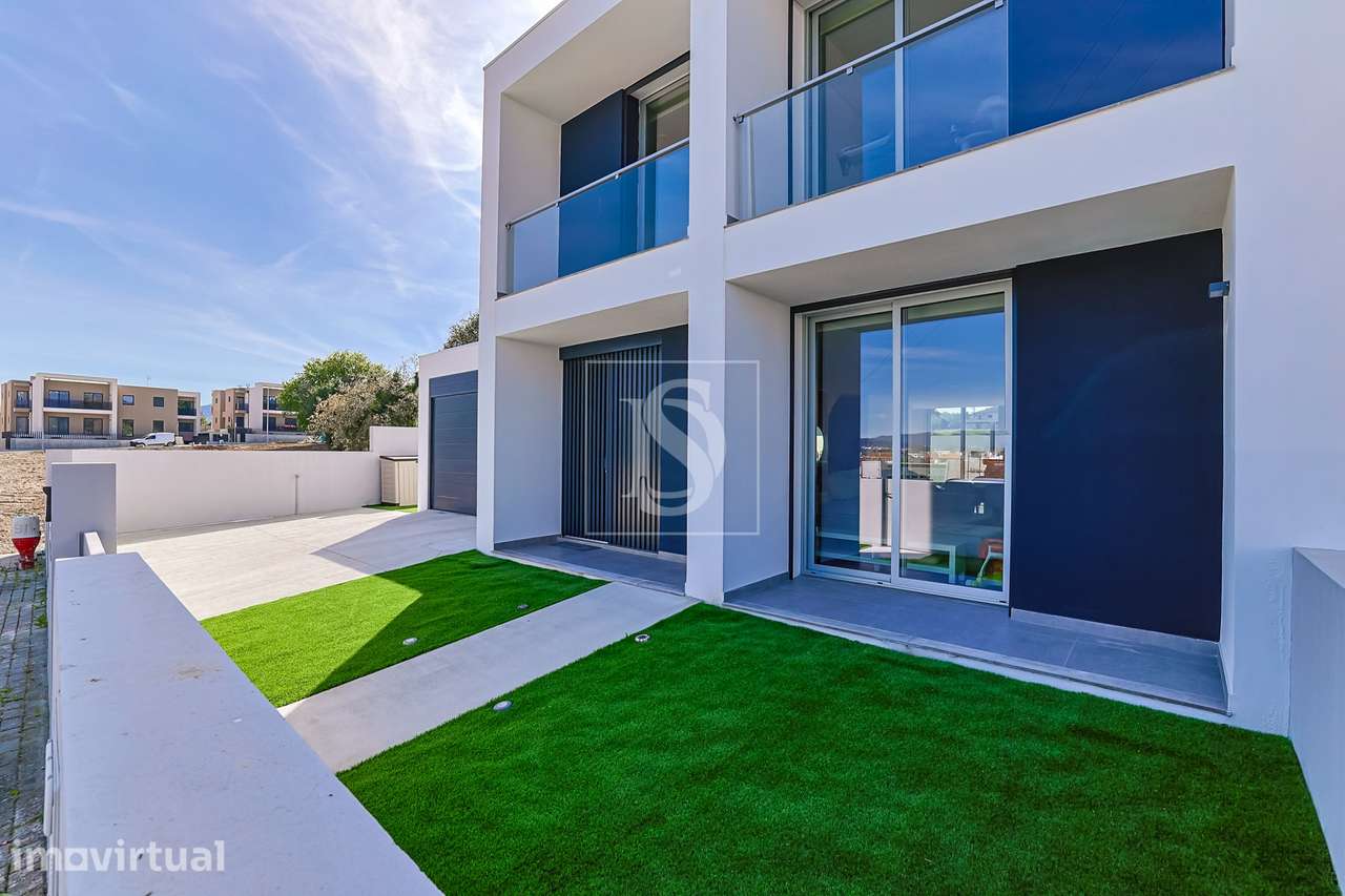 Moradia T4, Moderna, com Piscina e Jardim, a 2 minutos do Centro de Ba - Grande imagem: 5/30