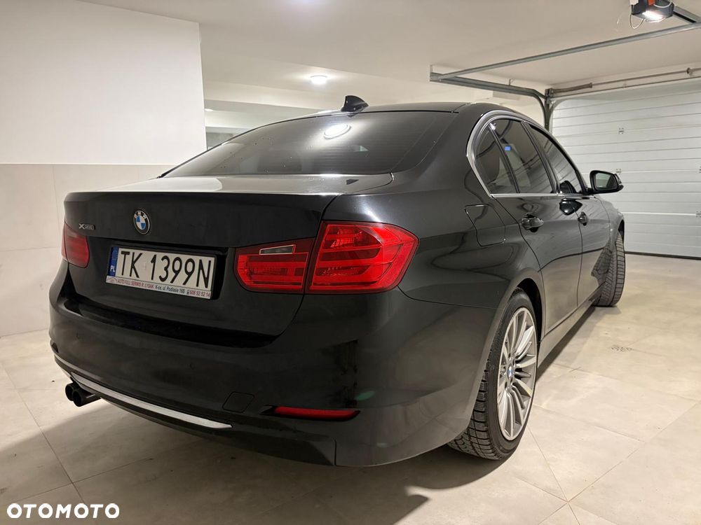 BMW Seria 3 328i Luxury Line - 9