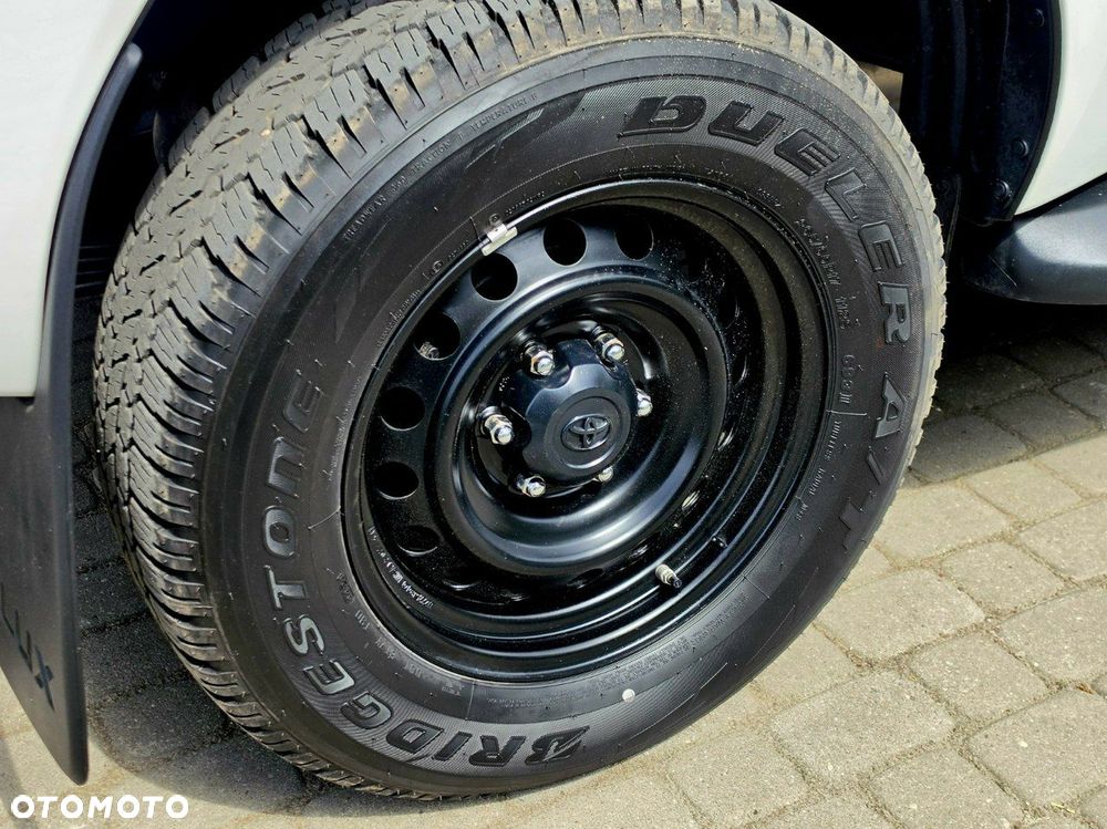 Toyota Hilux - 21