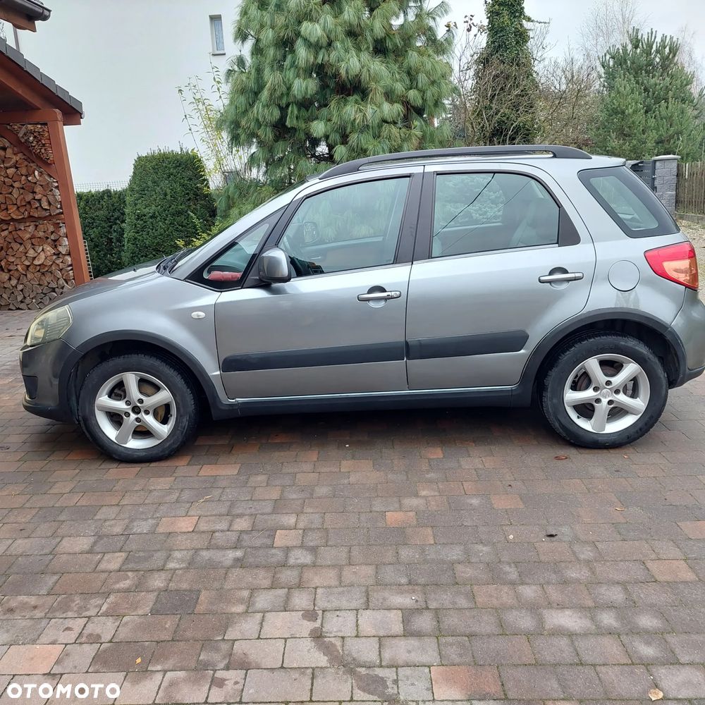 Suzuki SX4 1.6 VVT Automatik 4x2 Comfort - 3