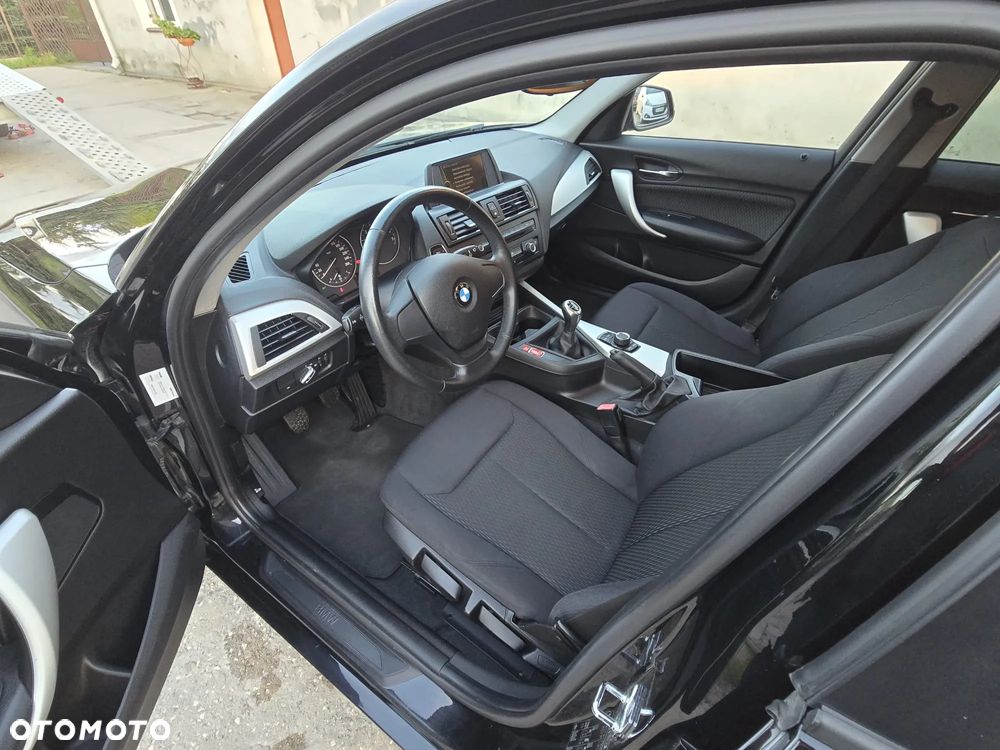 BMW Seria 1 116i - 6