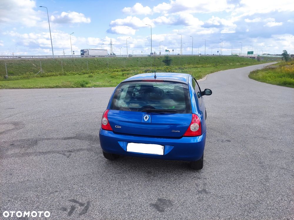Renault Clio - 6