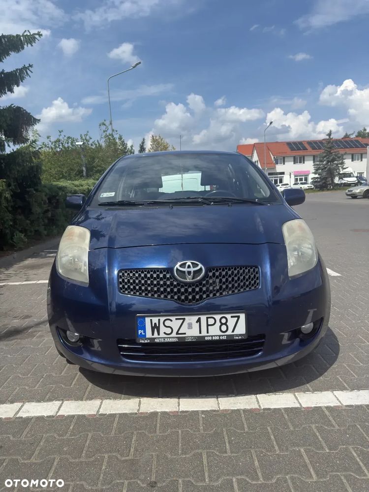 Toyota Yaris - 2