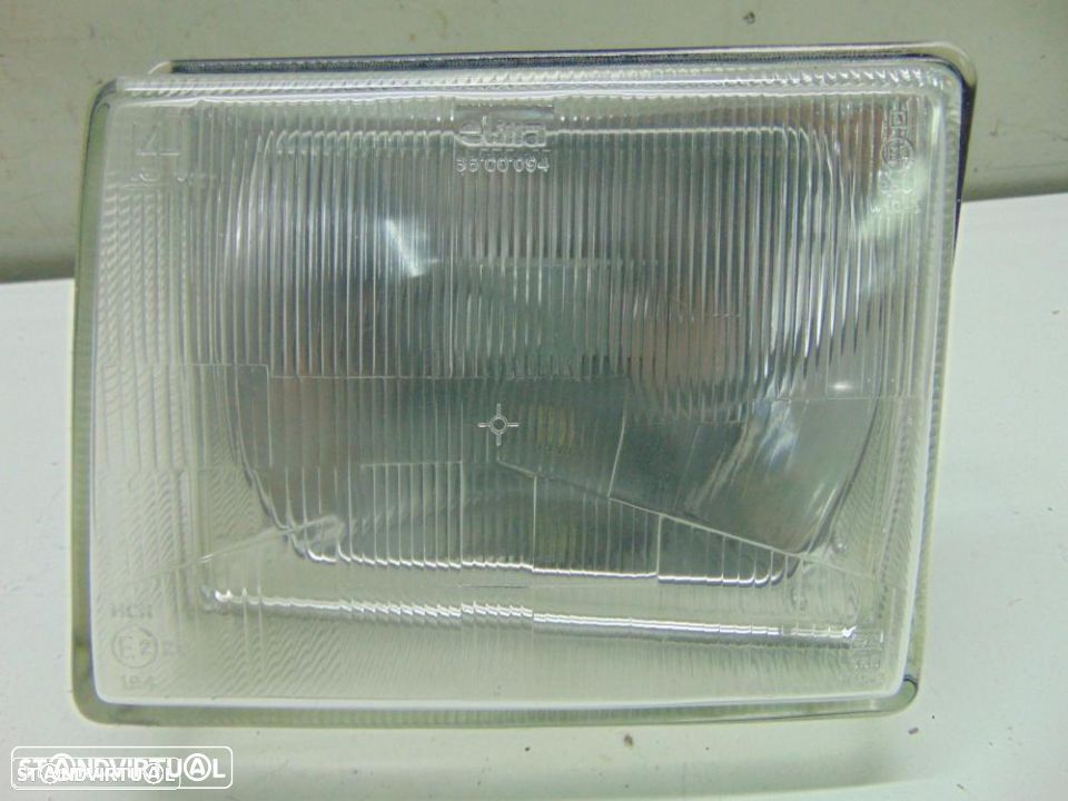 Fiat Uno 1º modelo farol - 1