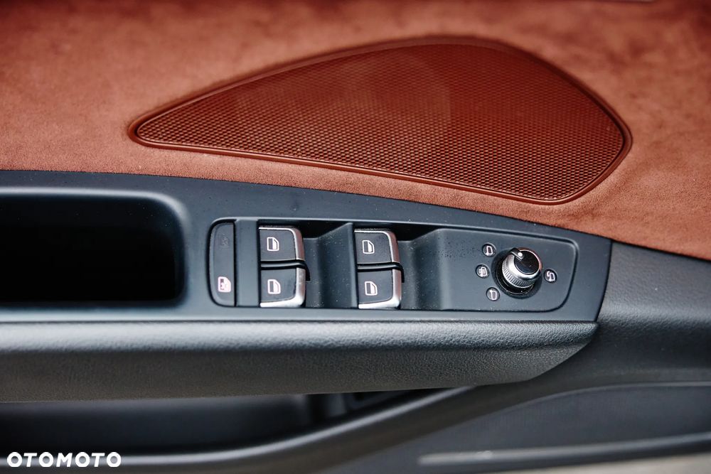 Audi A8 3.0 TDI DPF clean diesel quattro tiptronic - 26