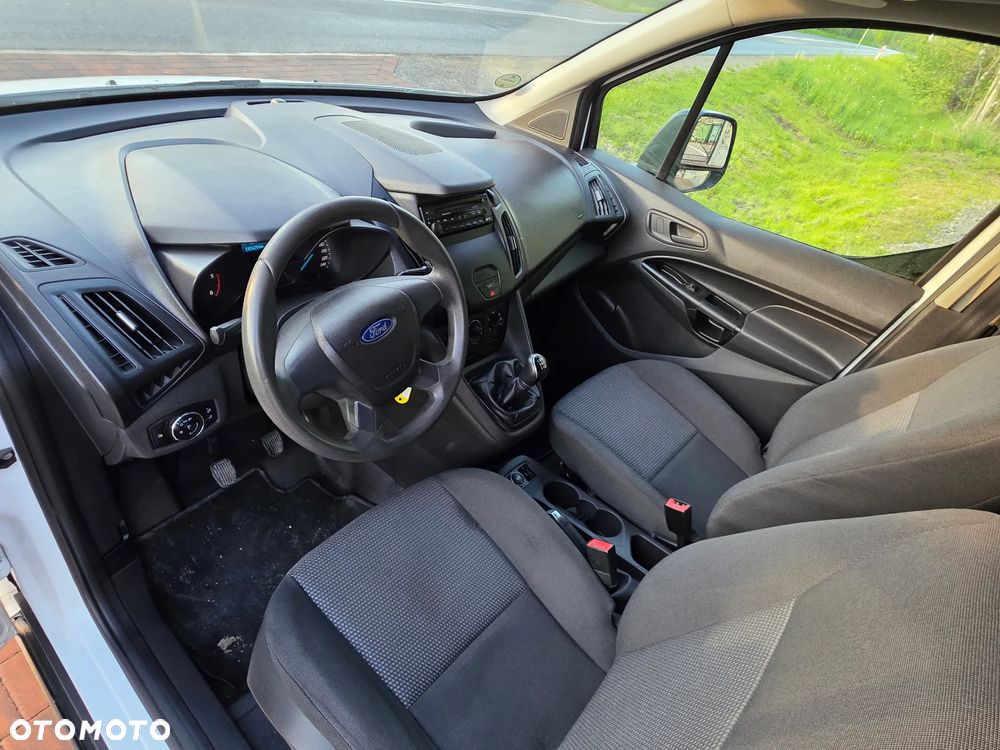 Ford Transit Connect - 23