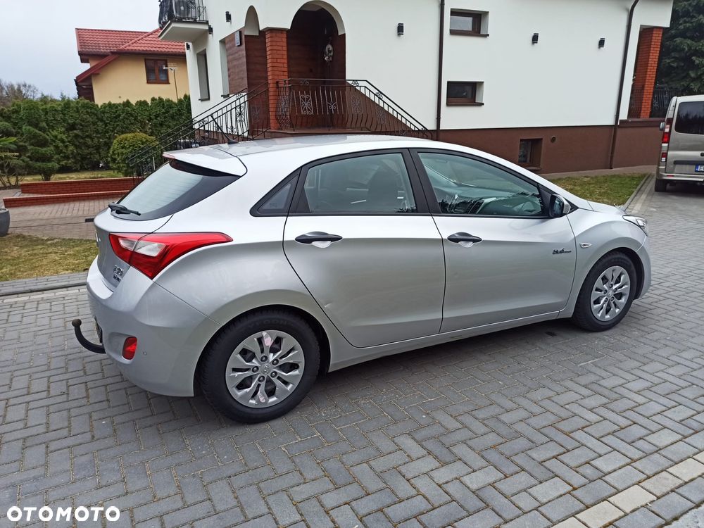 Hyundai i30 1.6 GDI Comfort - 8