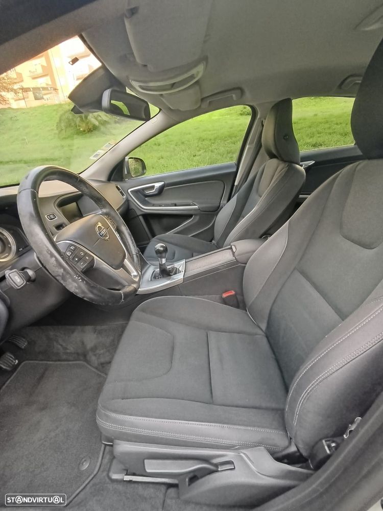 Volvo S60 2.0 D4 Momentum Start/Stop - 13