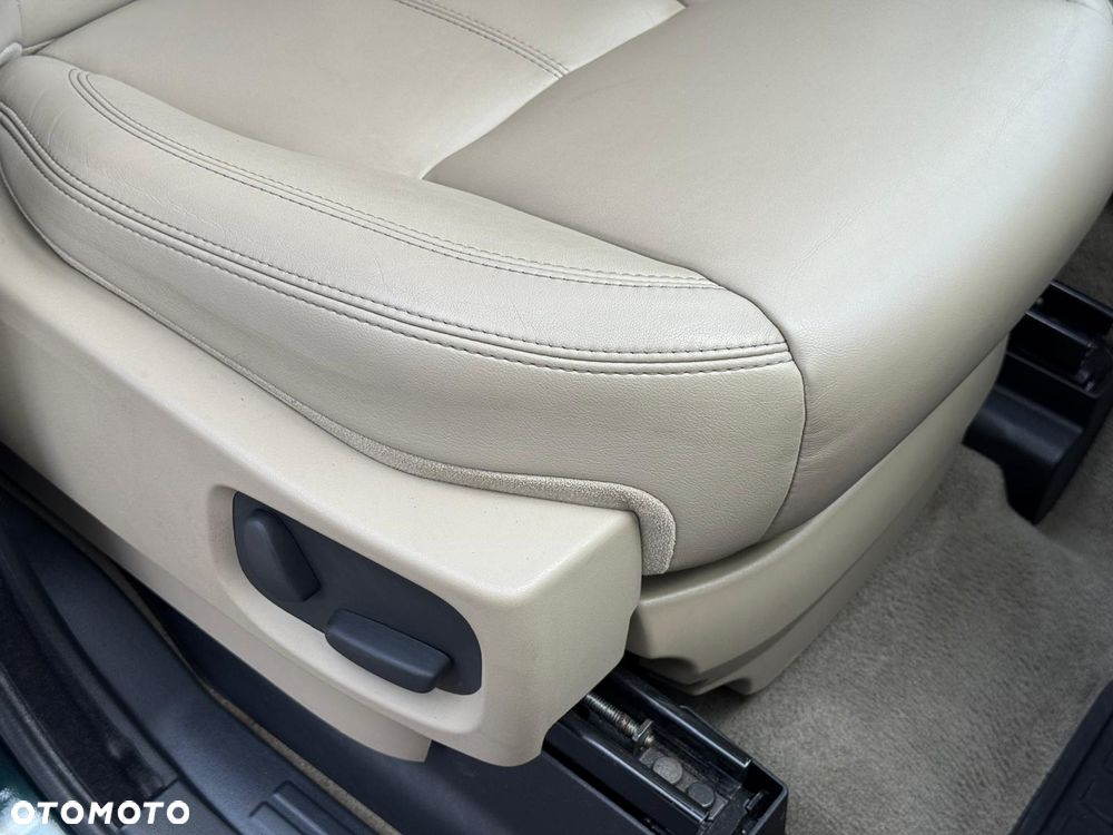 Land Rover Discovery 5.0 V8 HSE - 29