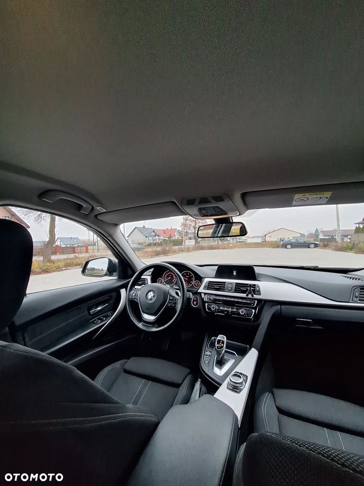 BMW Seria 3 325d - 7