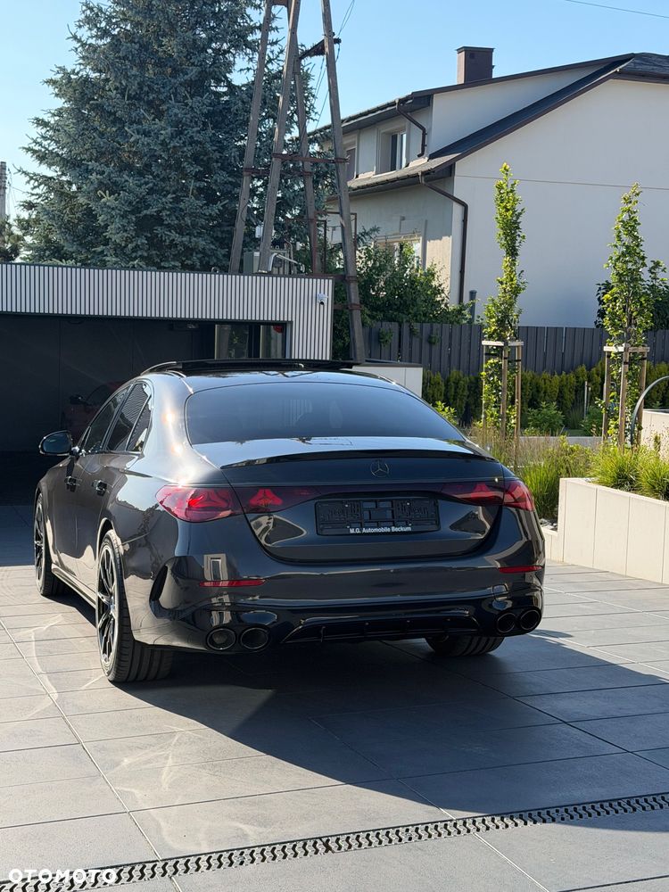 Mercedes-Benz Klasa E 220 d 4Matic 9G-TRONIC Edition AMG Line - 10