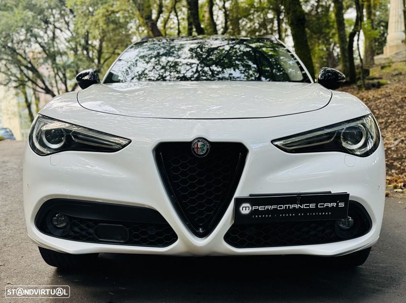 Alfa Romeo Stelvio 2.2 Diesel 16V AT8-Q4 Super - 2