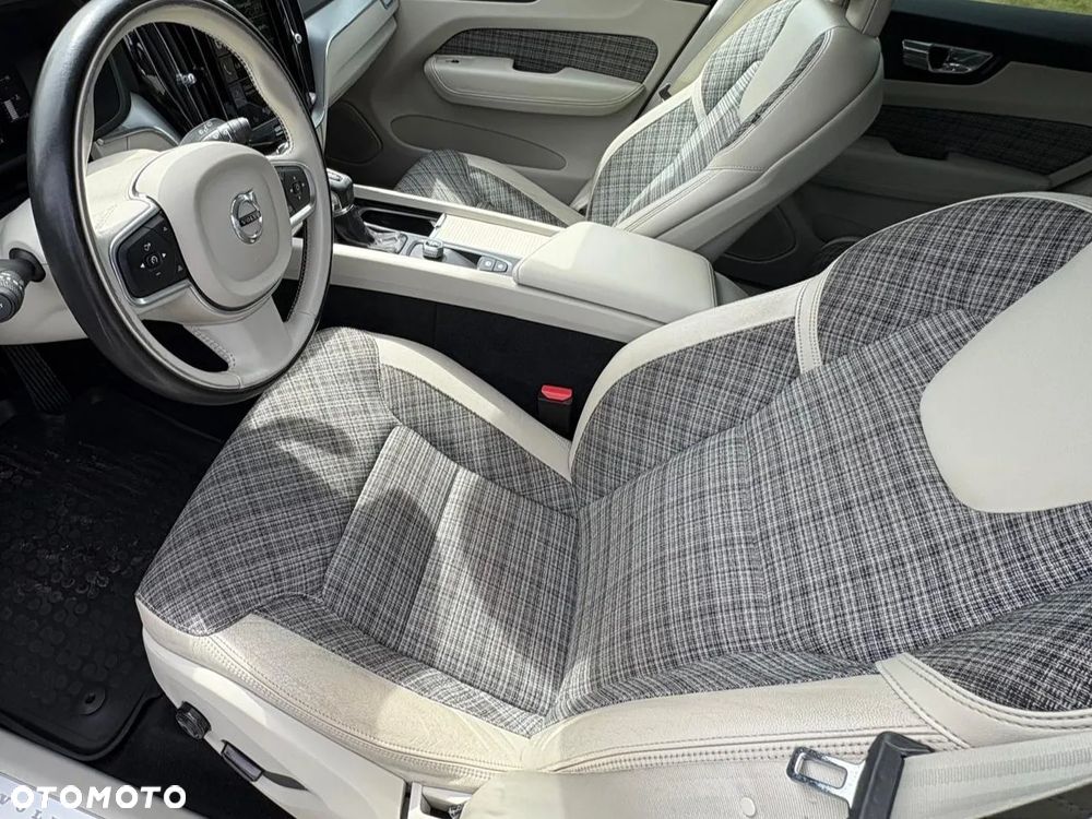 Volvo XC 60 D4 AWD Inscription - 12