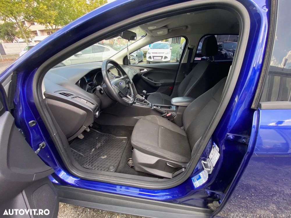 Ford Focus 1.5 TDCi DPF Start-Stopp-System Business - 13