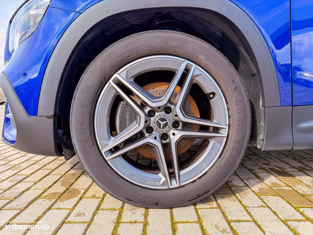 Mercedes-Benz GLB 200 d AMG Line - 32