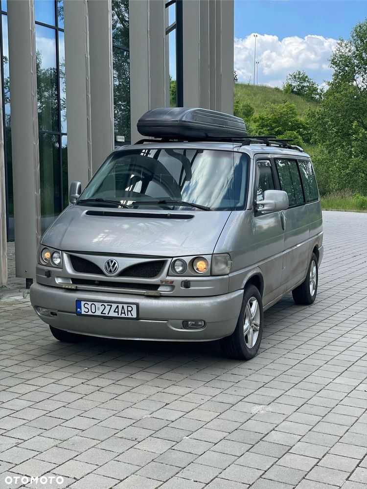 Volkswagen Multivan - 2