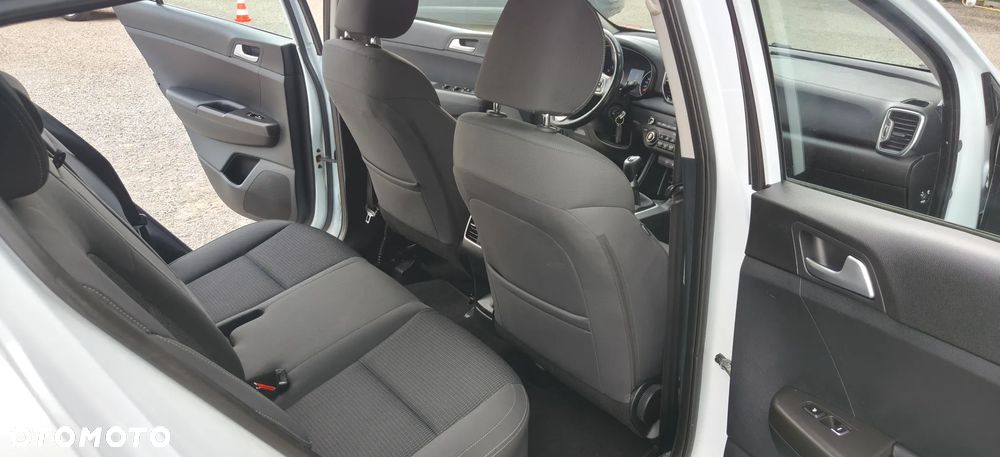 Kia Sportage 1.6 GDI 2WD DREAM-TEAM EDITION - 13