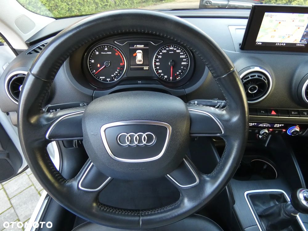 Audi A3 Sportback 1.6 TDI (clean diesel) S line Sportpaket - 33