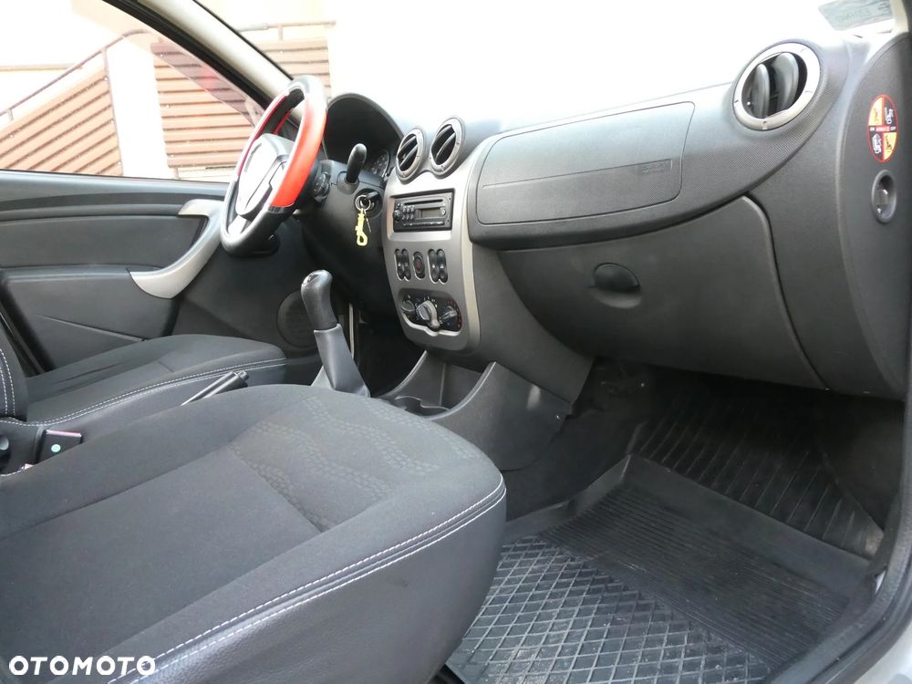 Dacia Sandero 1.5 dCi Laureate - 18