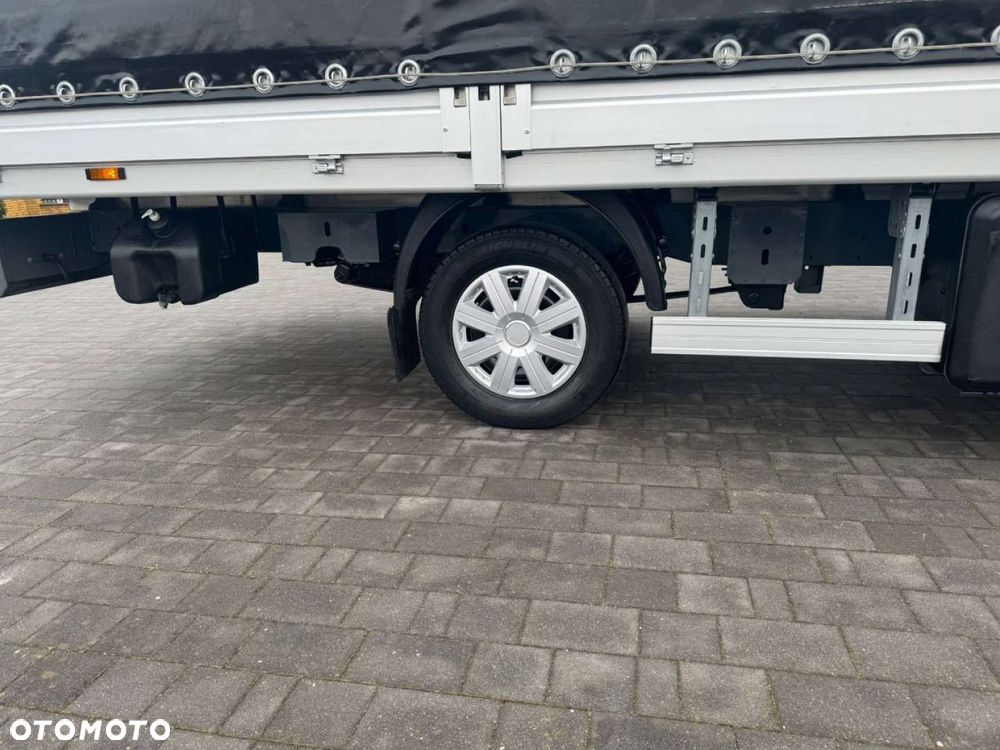 Renault Master 10 europalet  Sypialka XL - 35