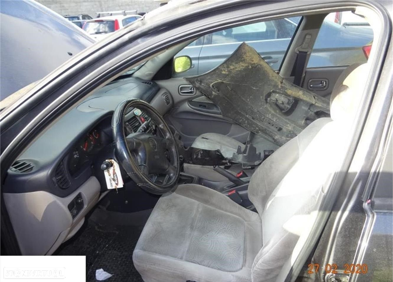 Nissan Almera 1.5i QX De 2001 Disponível Para Peças - 4