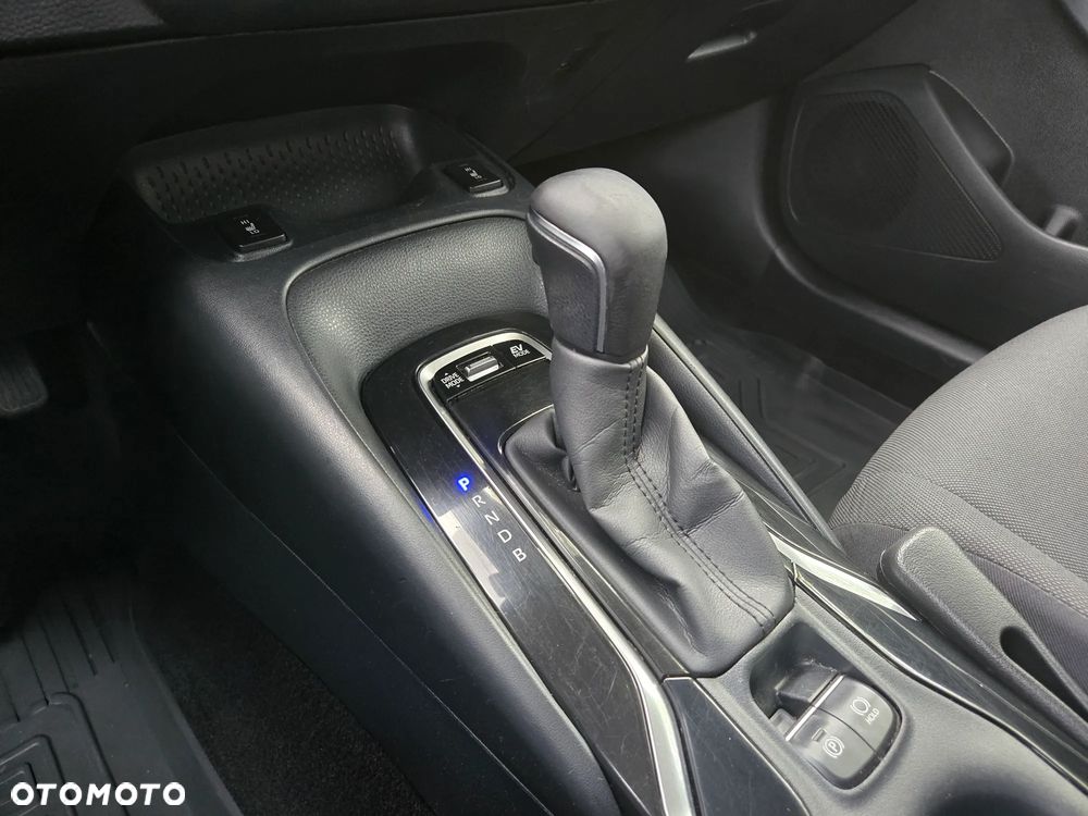 Toyota Corolla 1.8 Hybrid GPF Executive - 16