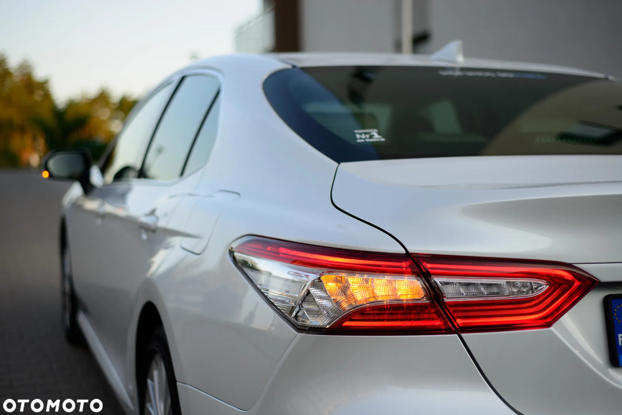 Toyota Camry 2.5 Hybrid Executive CVT - 8