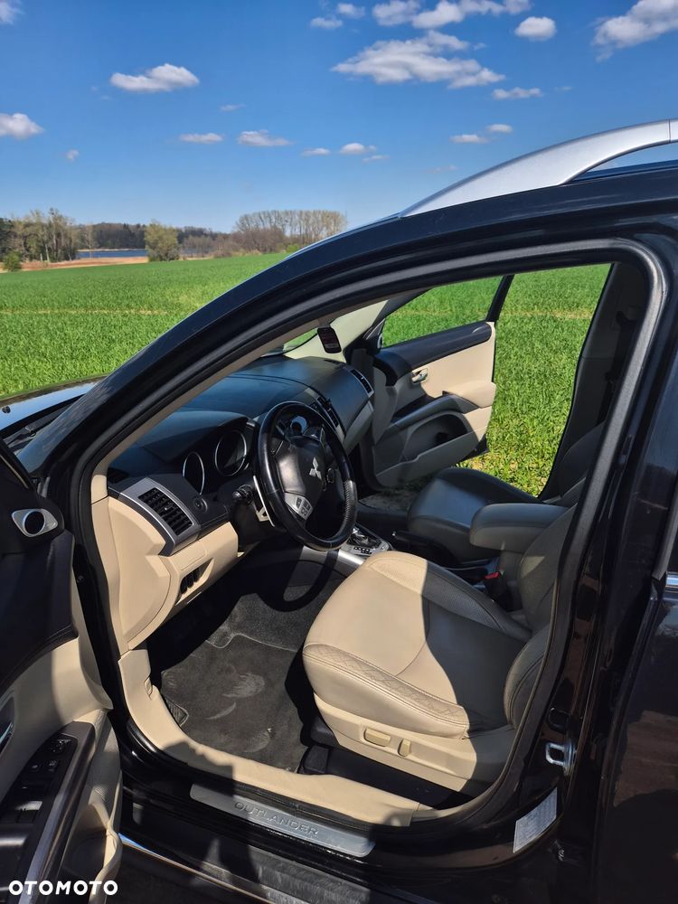 Mitsubishi Outlander 2.2 DID Intense + EU5 TC-SST - 9