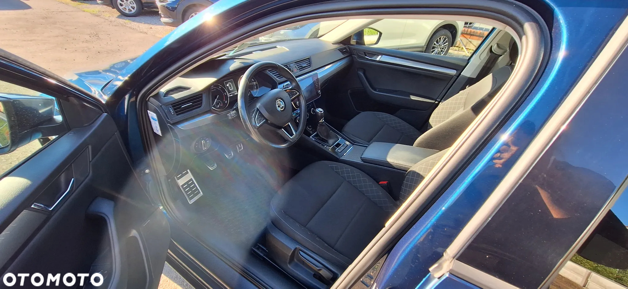 Skoda Superb 1.6 TDI Active - 12