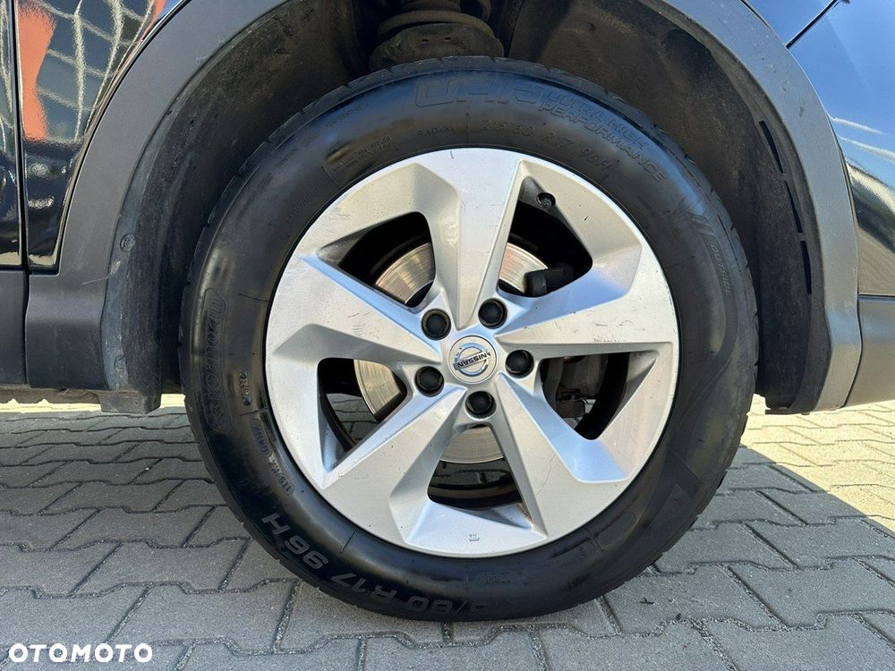 Nissan Qashqai 1.5 dCi N-Connecta - 11