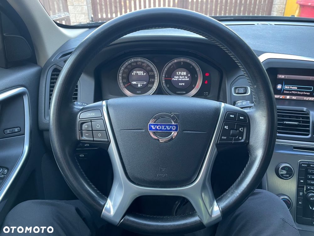Volvo XC 60 D3 AWD R Design - 13