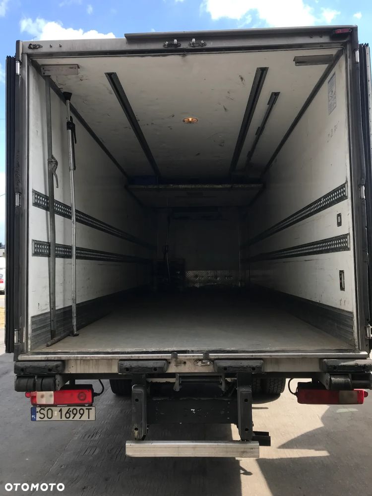 Renault Premium - 6