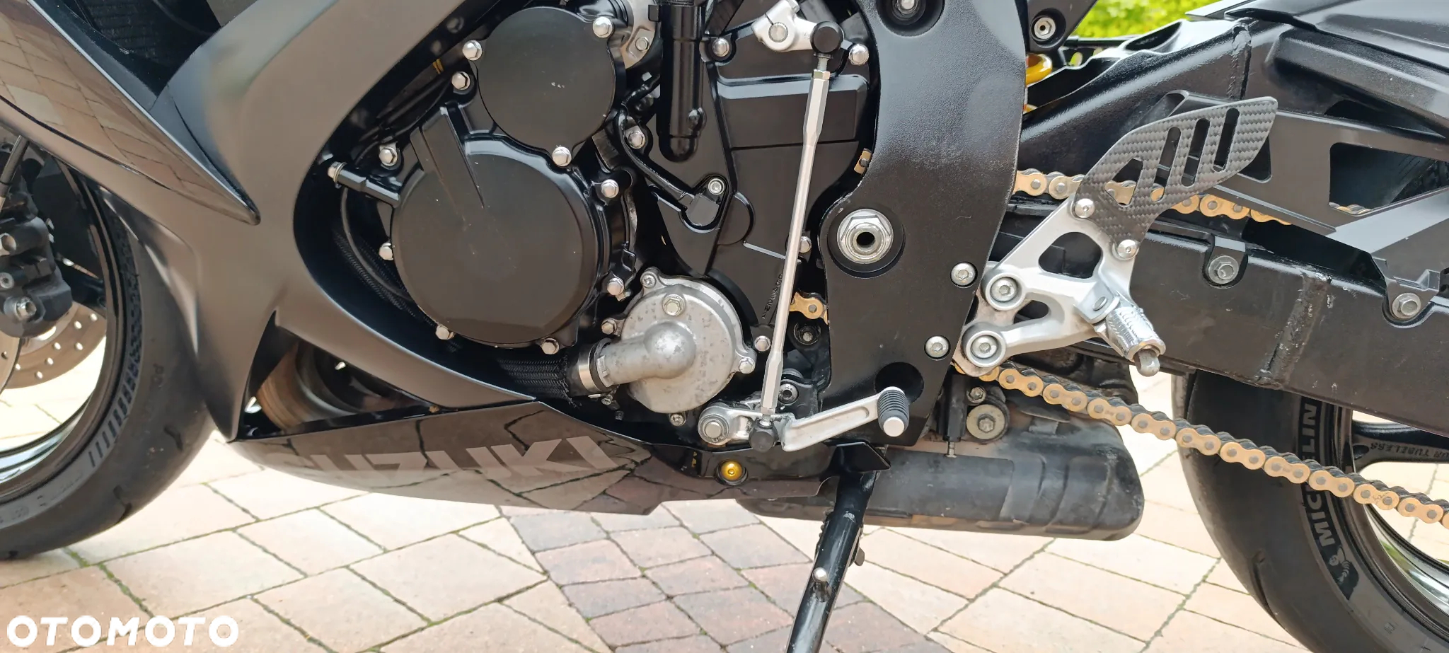 Suzuki GSX-R - 38