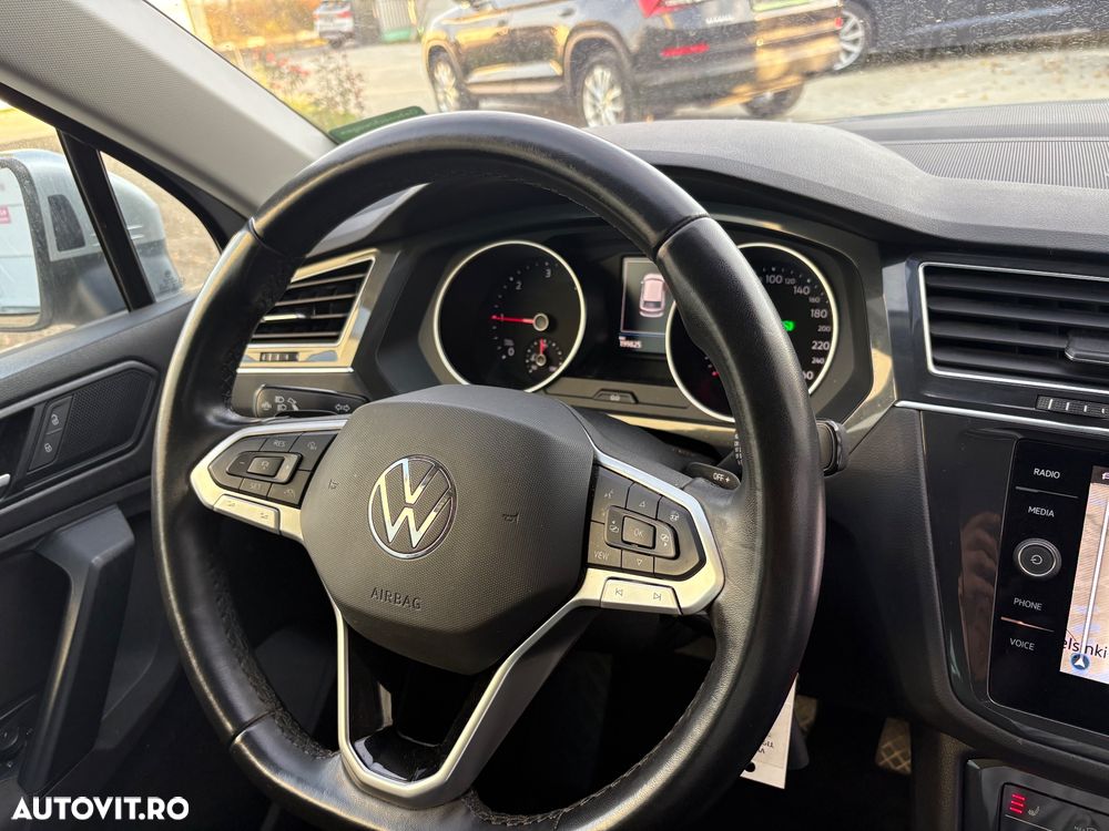 Volkswagen Tiguan 2.0 TDI SCR DSG 4Motion Life - 36
