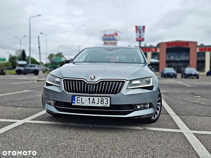 Skoda Superb 1.8 TSI L&K DSG - 5