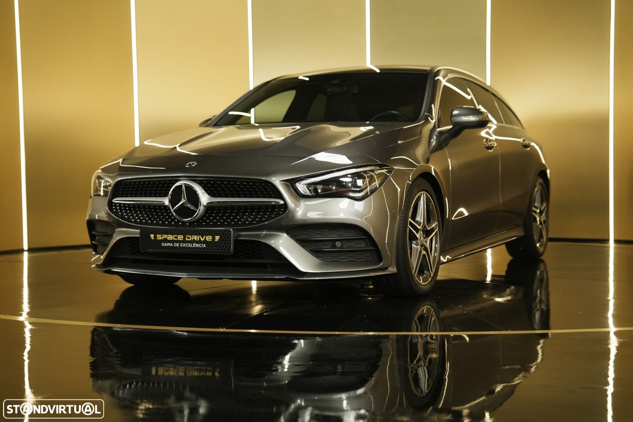 Mercedes-Benz CLA 200 d Shooting Brake AMG Line Aut. - 2