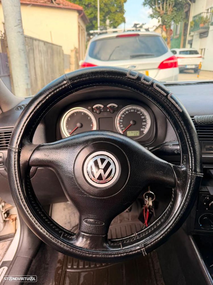VW Golf 1.4i Confortline AC - 11
