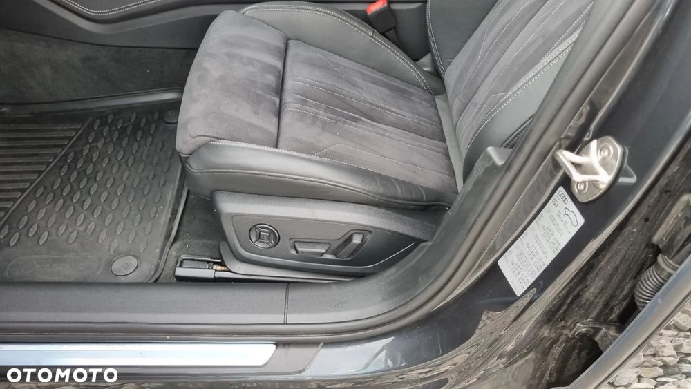 Audi A6 Avant e-Hybrid 220 kW Quattro S tronic - 31