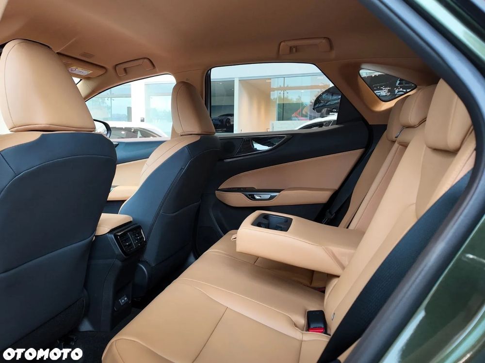 Lexus NX 350h Prestige AWD - 11