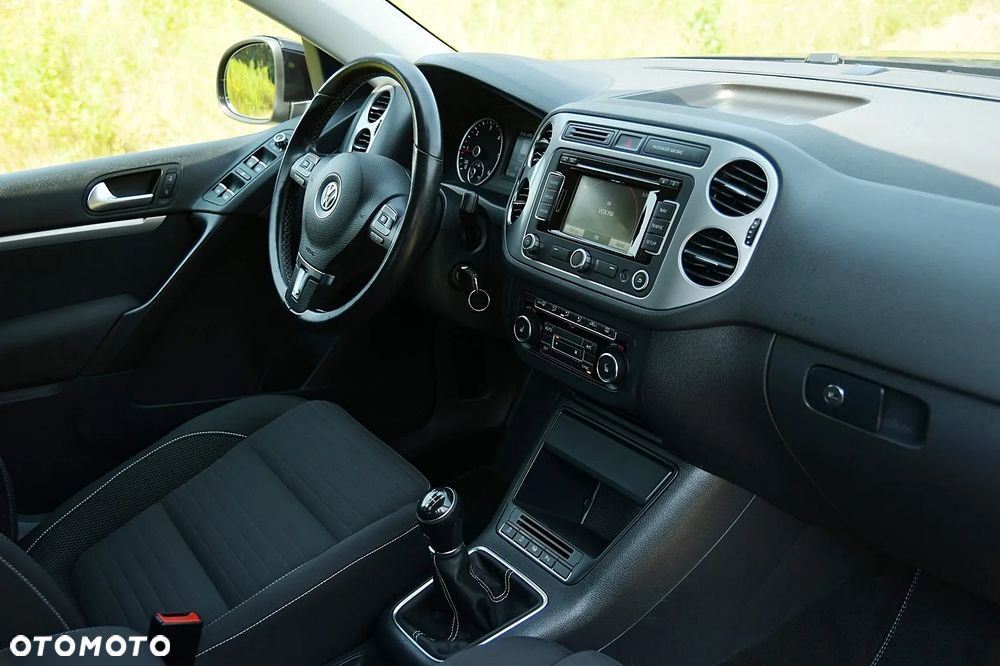Volkswagen Tiguan 2.0 TDI DPF BlueMotion Technology Cup Sport & Style - 22