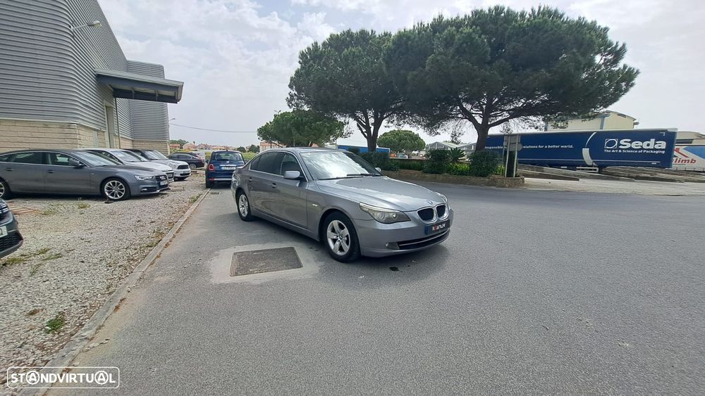 BMW 520 d Executive - 13