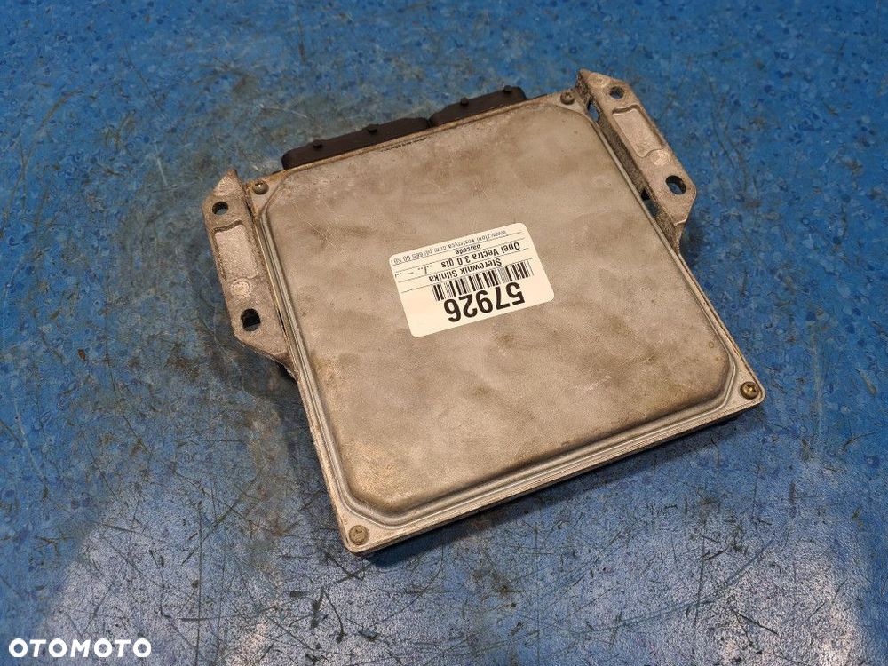 OPEL VECTRA C 3.0 GTS STEROWNIK SILNIKA 8973192746 --- - 9