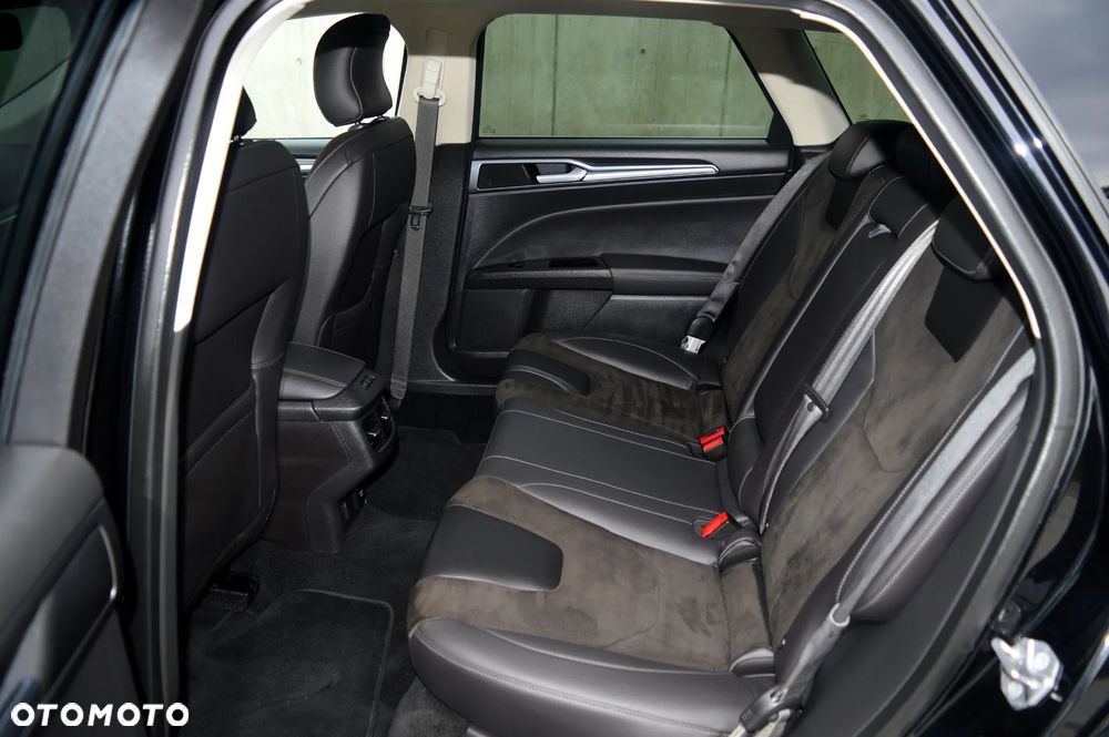 Ford Mondeo 2.0 TDCi Bi-Turbo PowerShift-Aut Titanium - 11