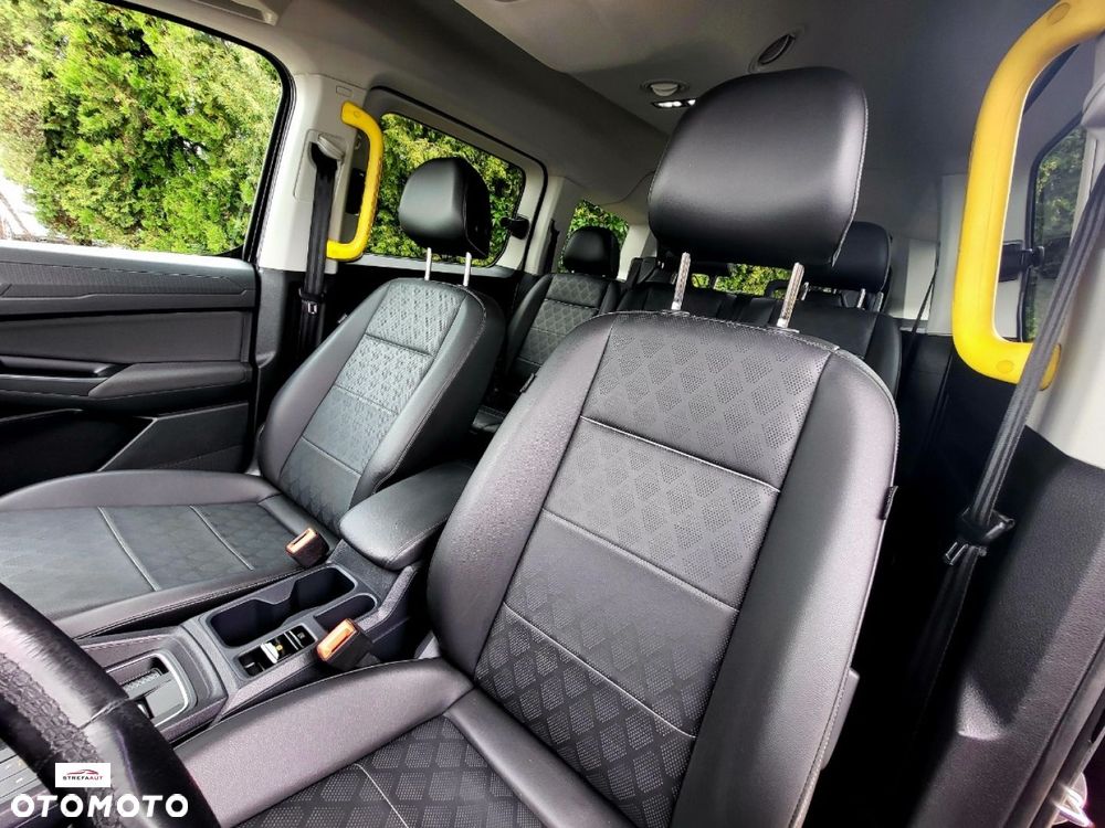 Ford Tourneo Connect - 37