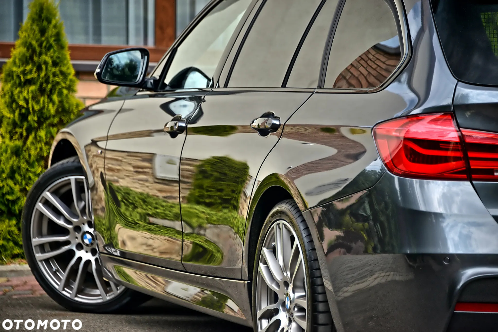BMW Seria 3 325d Touring M Sport - 18