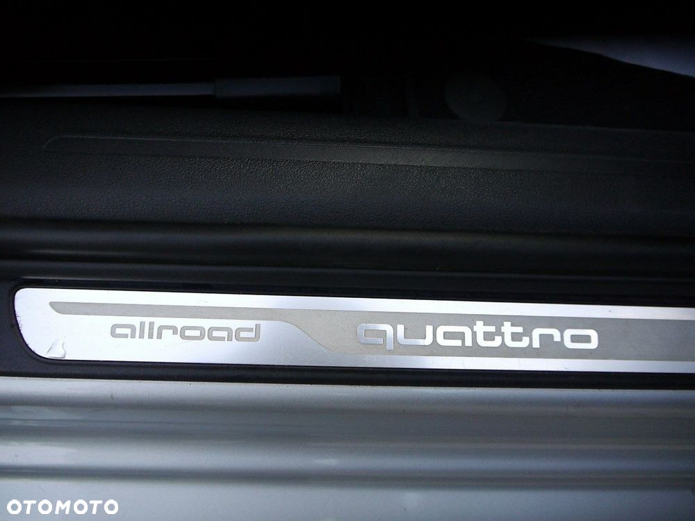 Audi A4 Allroad 2.0 TDI Quattro - 33